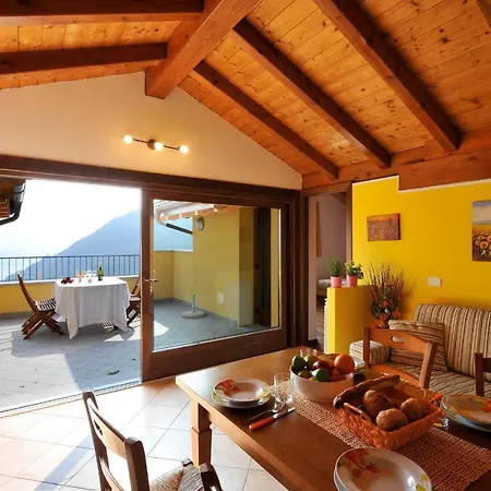 アパートホテル Borgo La Sorgente - Erica 3*