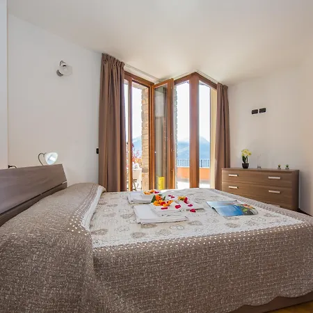 Borgo La Sorgente - Erica غْرافيدونا