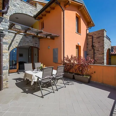 Borgo La Sorgente - Erica Gravedona