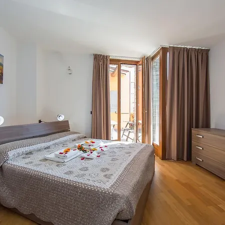 Borgo La Sorgente - Erica Aparthotel