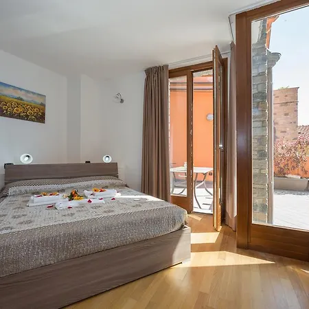 Borgo La Sorgente - Erica Aparthotel Gravedona