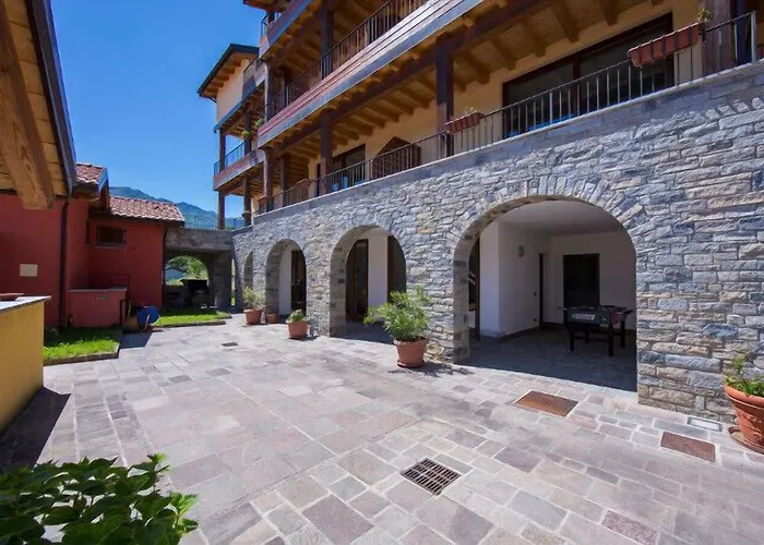 Borgo La Sorgente - Erica Aparthotel Gravedona