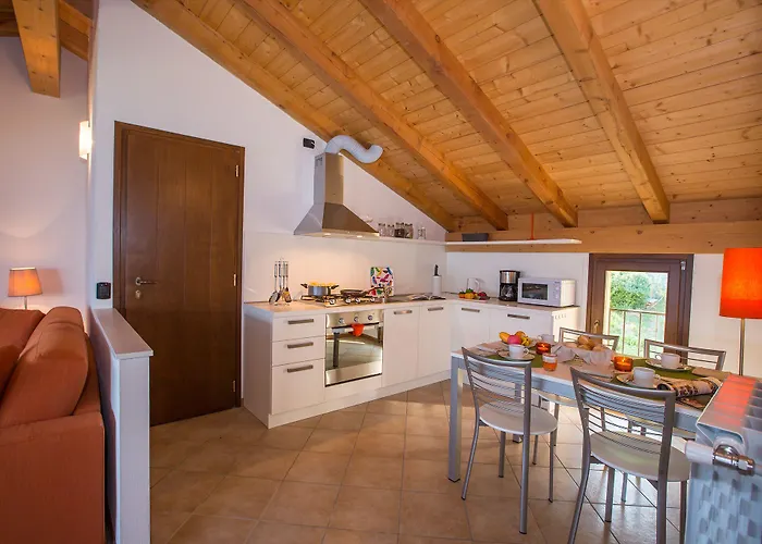 Borgo La Sorgente - Erica 3* غْرافيدونا