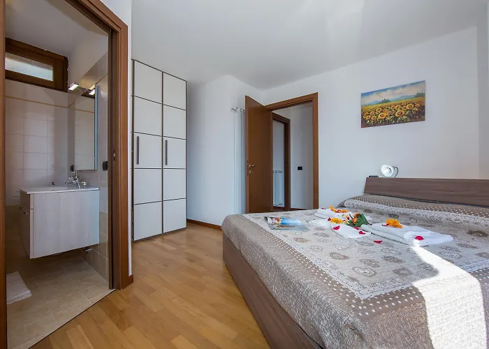 Borgo La Sorgente - Erica Aparthotel 3*