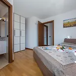 Borgo La Sorgente - Erica Aparthotel 3*