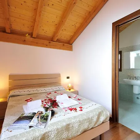 Borgo La Sorgente - Erica מלון דירות 3*